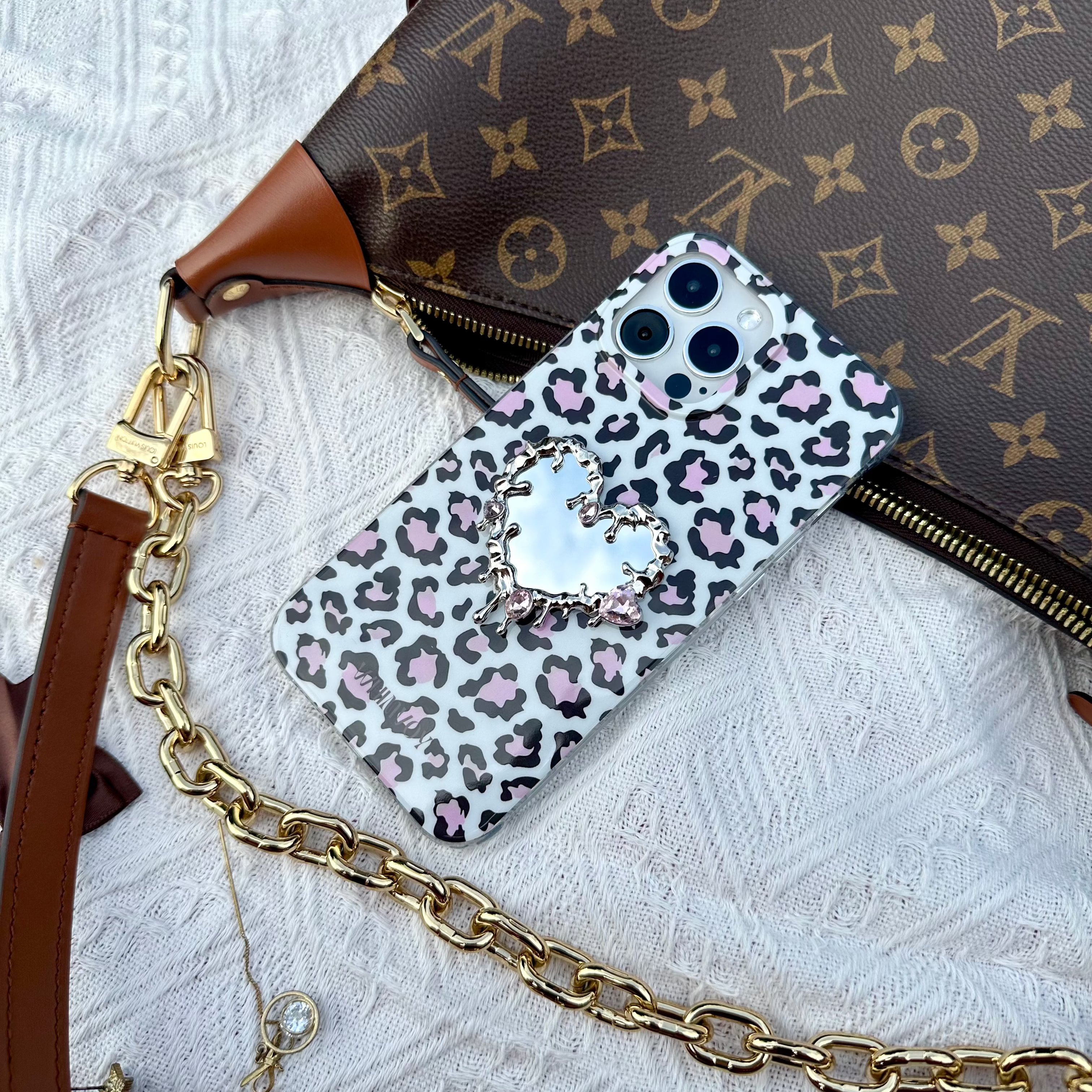 Wild Amor | Leopard Pink Mirror Phone Case